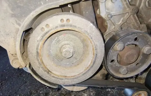 Renault Scenic I Crankshaft pulley
