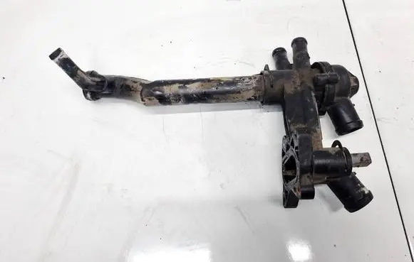 Volkswagen Polo IV 9N3 Engine coolant pipe/hose 03C121111B