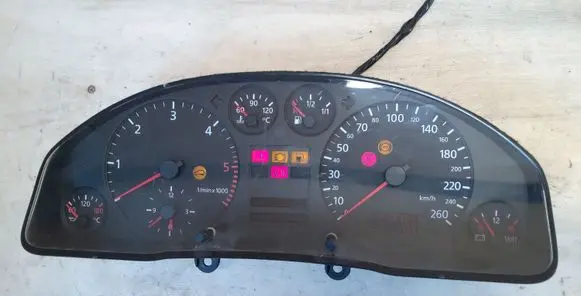 Audi A6 S6 C5 4B Speedometer (instrument cluster) 4B0919860E