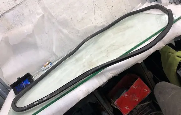 Mercedes-Benz EQA Rear door rubber seal (on body) A2476921100
