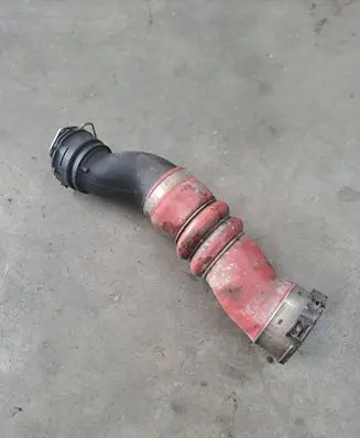 BMW 5 GT F07 Intercooler hose/pipe 7583728 1029735
