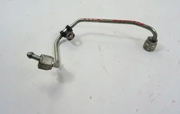 Audi A1 Fuel line pipe 04L130321C