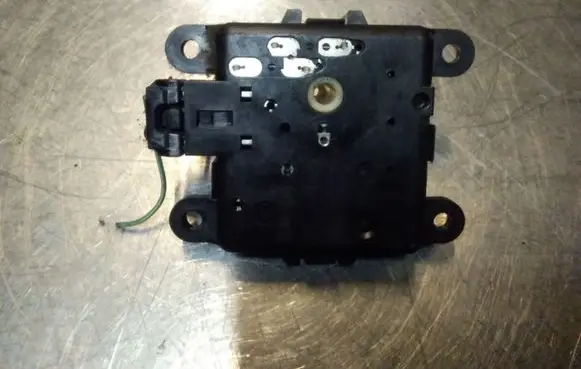 Subaru Legacy Air flap motor/actuator 2N43130820 000425
