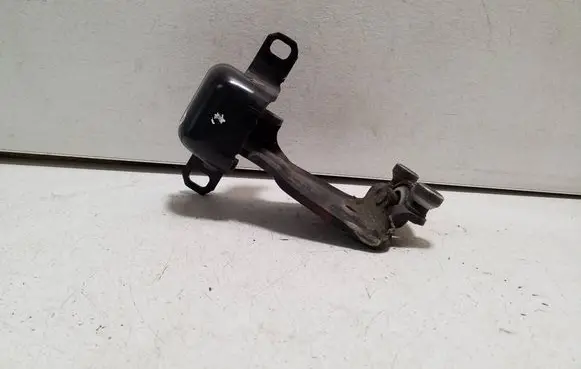 Mercedes-Benz Vito Viano W447 Sliding door middle roller runner A4477600247