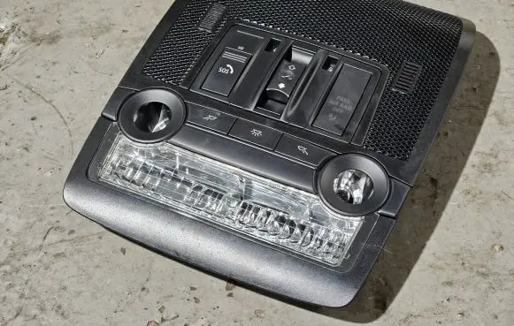 BMW X6 E71 Front seat light 9225947
