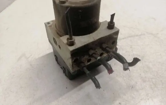 Mazda Premacy ABS Pump CB77437AZ 10973067 A104400132