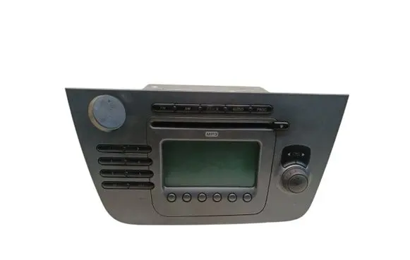 Radio/CD/DVD/GPS head unit