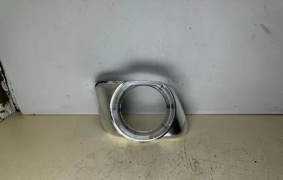 Volvo V70 Headlight part 63362