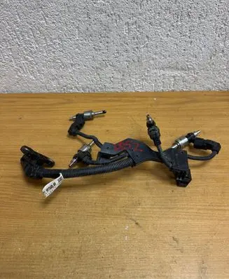 Toyota RAV 4 (XA50) Fuel injector wires 8212633050B