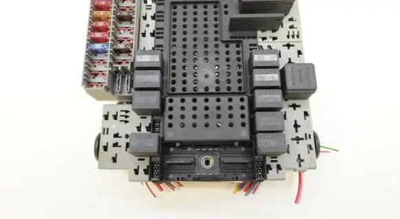 Volvo S60 Fuse box set 08679899