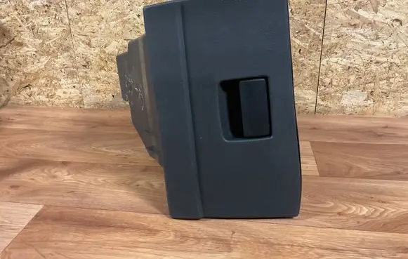 Ford Mondeo MK IV Glove box 7S71A06010