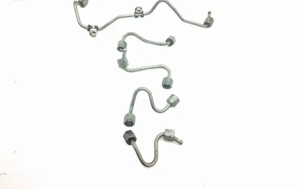 Mercedes-Benz CLS C218 X218 Fuel injector supply line/pipe 