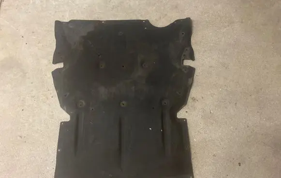 BMW 1 F20 F21 Engine splash shield/under tray