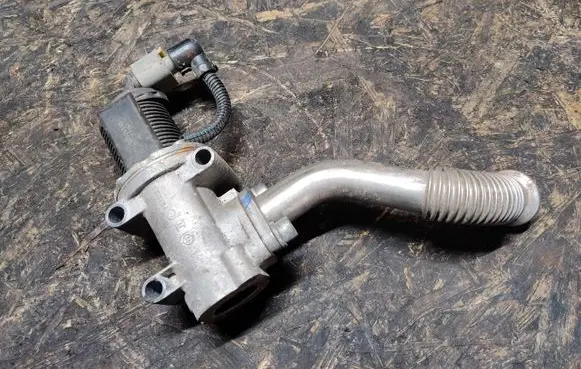 Suzuki SX4 EGR valve 50024005 11T167