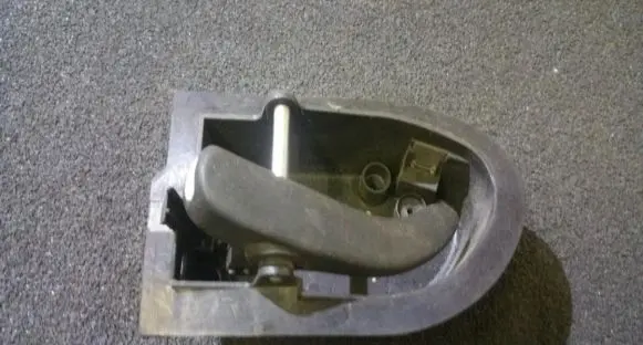 Rear door interior handle