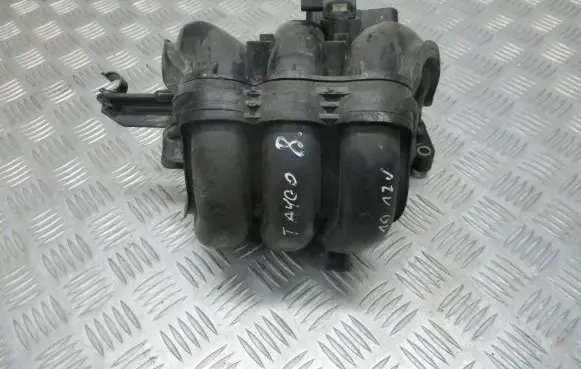 Toyota Aygo AB10 Intake manifold