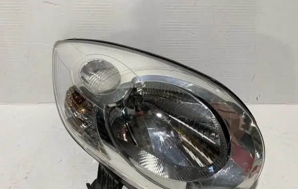 Citroen C1 Headlight/headlamp 811100H050