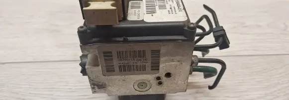 Peugeot 407 ABS Pump 15848404