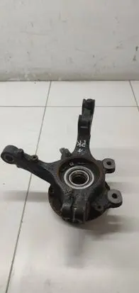 Peugeot 208 II Front wheel hub spindle knuckle