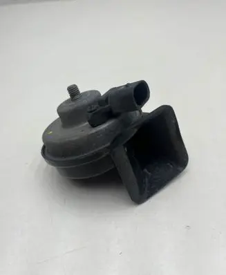 BMW 1 F20 F21 Horn signal 6033FB2372 090318L7C 6033FB2387