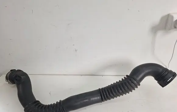 BMW 5 E60 E61 Intercooler hose/pipe 7803748