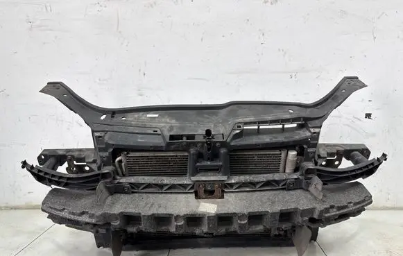 Volkswagen Golf V Radiator support slam panel 