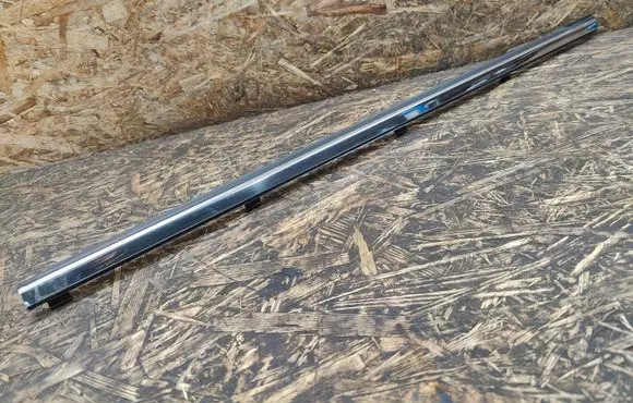 Chevrolet Epica Front door glass trim molding 