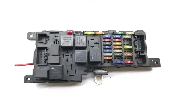 Volvo S80 Fuse box set 8678449 518787205 021001174706