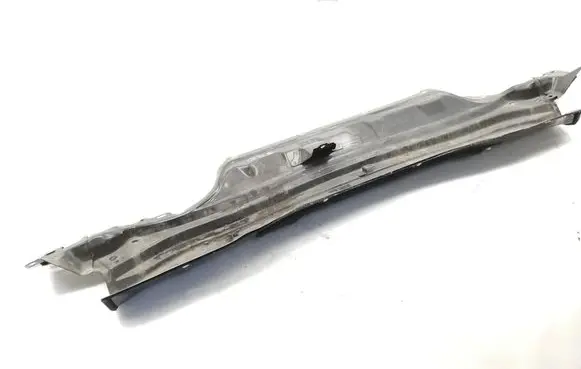 Toyota Yaris XP210 Wiper trim 