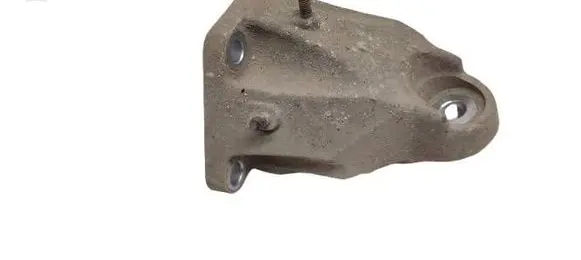 Lexus GS 300 350 430 450H Engine mounting bracket