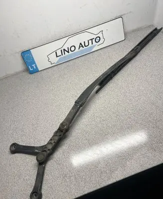 BMW 5 E39 Front wiper blade arm 8209880