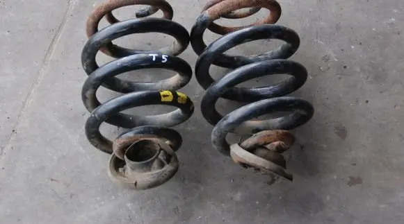 Volkswagen Transporter - Caravelle T5 Rear coil spring 105KM