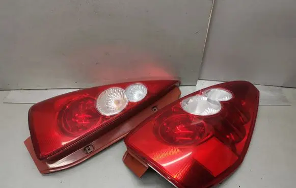 Mazda 5 Rear/tail lights set 