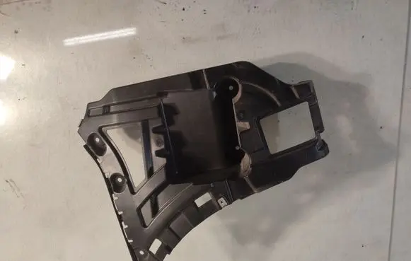 BMW X3 F25 Bumper support mounting bracket corner 7210077