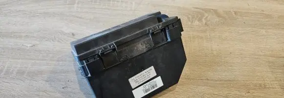 Chrysler Town & Country V Fuse box set RTB0CC04E7