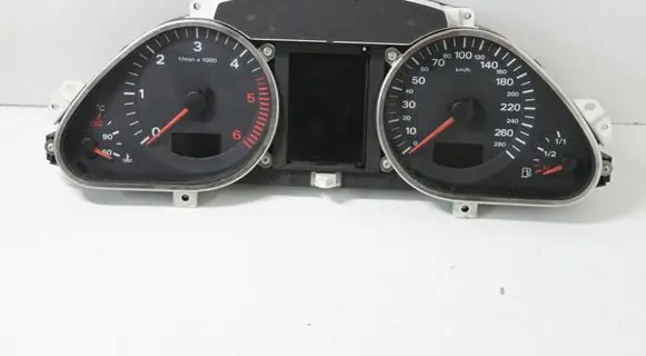 Audi A6 S6 C6 4F Speedometer (instrument cluster) 4F0920900S 4F0910900A
