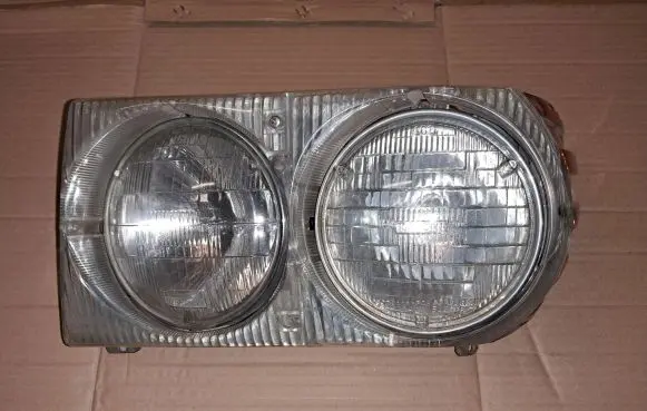 Mercedes-Benz SL R107 Headlight/headlamp 1305523033