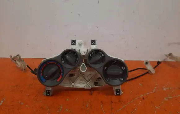 Fiat Panda 141 Front door electric window regulator 5A0240100