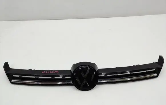 Volkswagen Golf VII Front grill VD40103002
