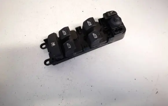 Volvo XC70 Electric window control switch 30773269