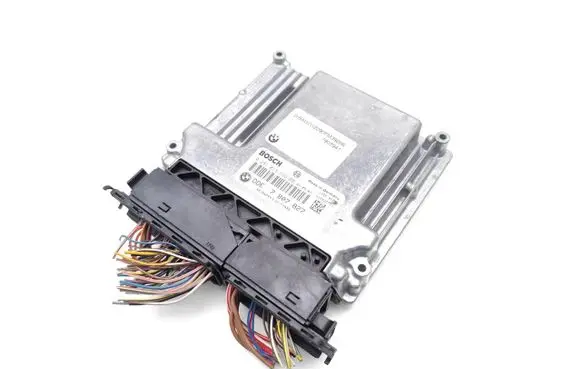 BMW 1 E81 E87 Engine control unit/module 7807827 0281013536