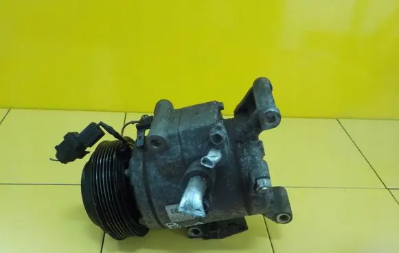 Mazda CX-5 Air conditioning (A/C) compressor (pump) FD46XG100CC