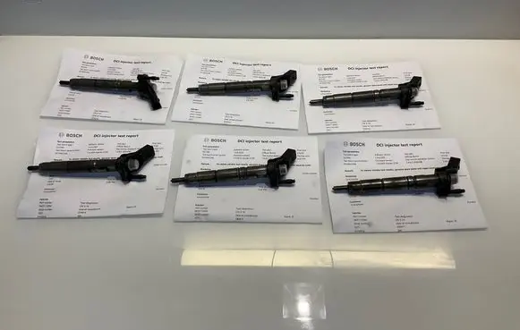 Mercedes-Benz CLS C219 Fuel injectors set A6420701387 6420701387 0445115