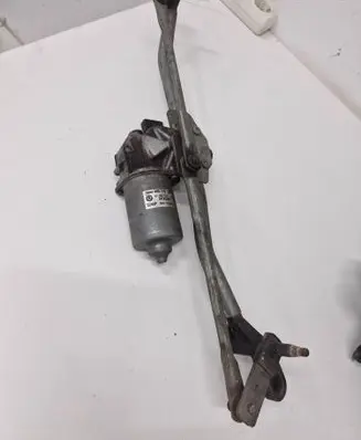 Skoda Fabia Mk2 (5J) Front wiper linkage and motor 405119 5299F 5J1955113A