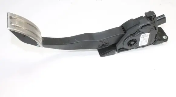 Ford Kuga II Accelerator throttle pedal HV619F836BA