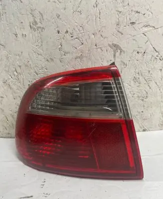 Seat Toledo II (1M) Rear/tail lights 1M5945095B 18060S
