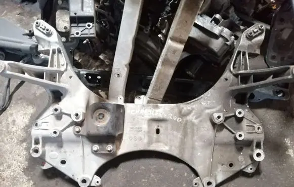 Chrysler 200 Front subframe 04877643AD