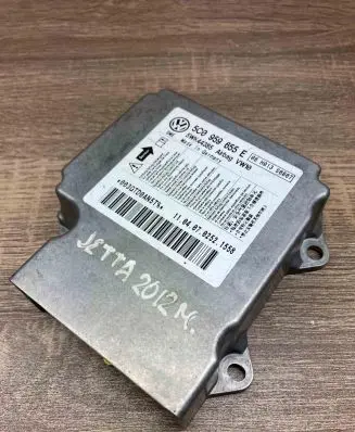 Volkswagen Jetta VI Airbag control unit/module 5C0959655E 5WK44385