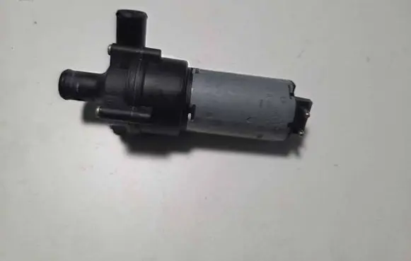 Mercedes-Benz Sprinter W901 W902 W903 W904 Electric auxiliary coolant/water pump 0392020026