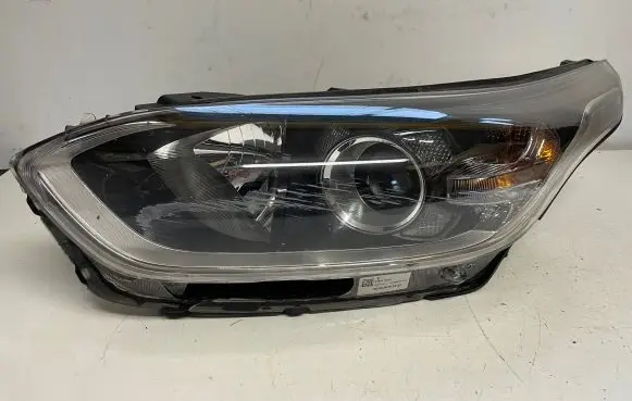 KIA Ceed Headlight/headlamp 92101J7050 010520190454 L00QSU50006411